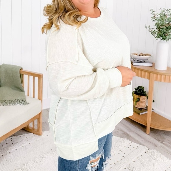 NWOT BiBi Solid Long Sleeve Top With Reverse Seam Detail - Picture 2 of 4